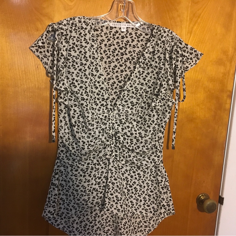 Veronica Beard top